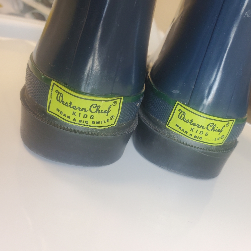 Western Chief Kids Rain Boots - Picture 3 of 5